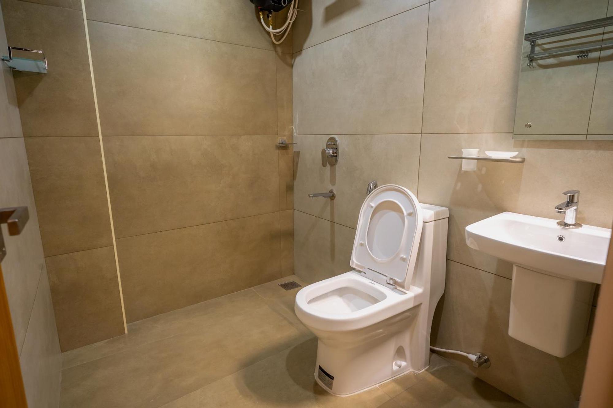 Metro Residency Hotel Tirur Bagian luar foto